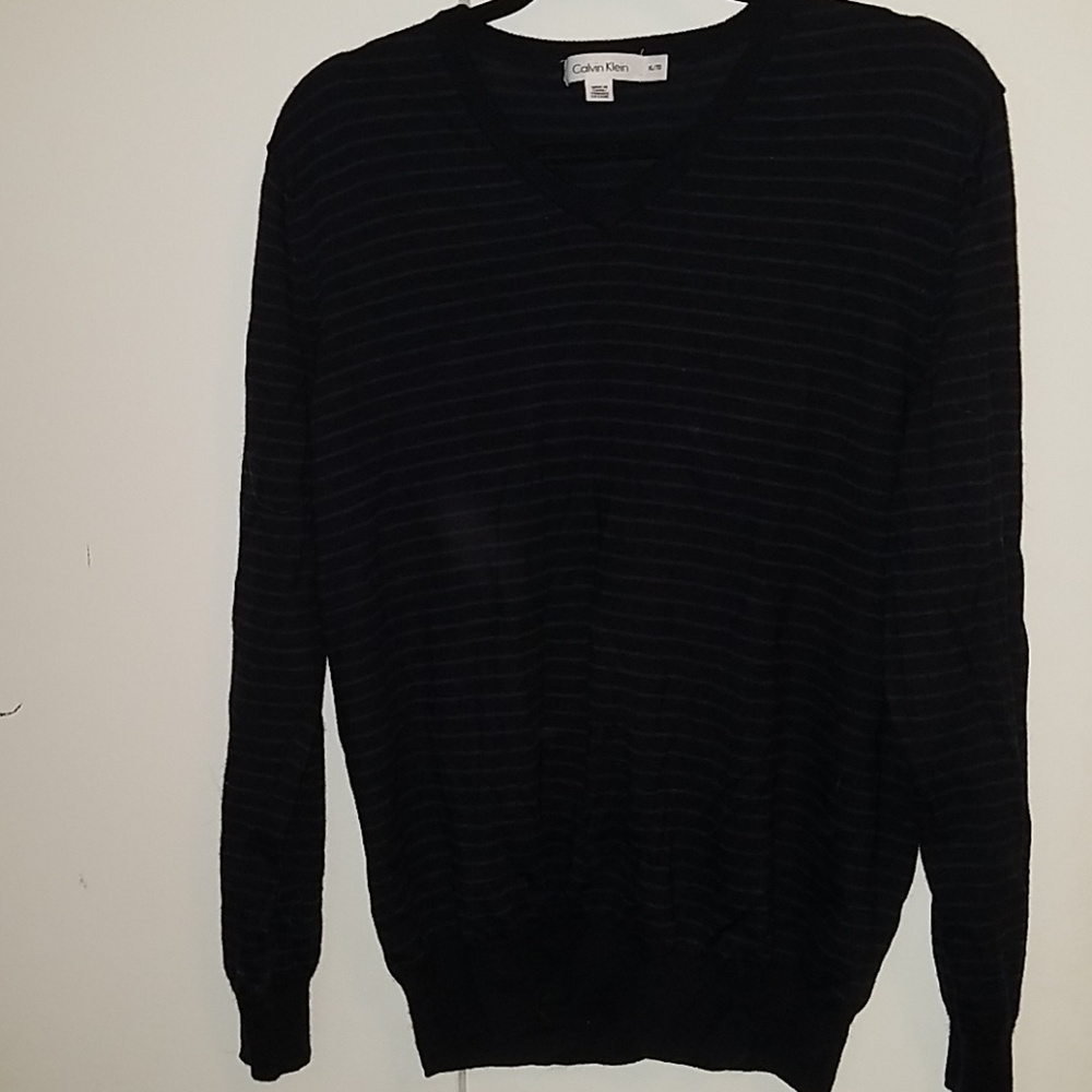 Mens sweater